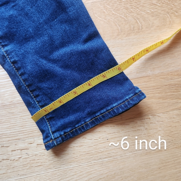 Kut from the Kloth Jeans - Picture 9 of 12